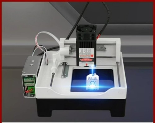 Macchina per incisione laser